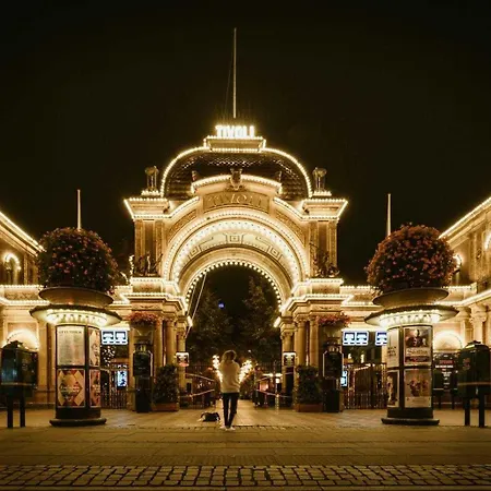 World 5th Coolest Street - Walk To Tivoli Lejlighed