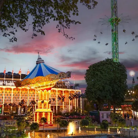 World 5th Coolest Street - Walk To Tivoli Lejlighed København