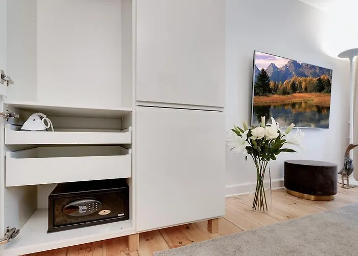 World 5th Coolest Street - Walk To Tivoli