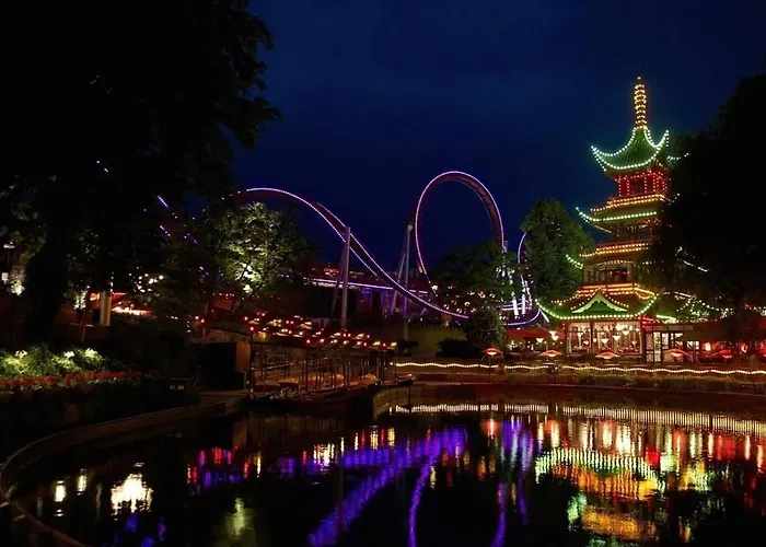 World 5th Coolest Street - Walk To Tivoli København